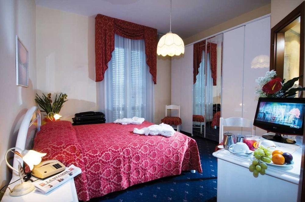 Hotel Terme Belsoggiorno 아바노테르메 외부 사진