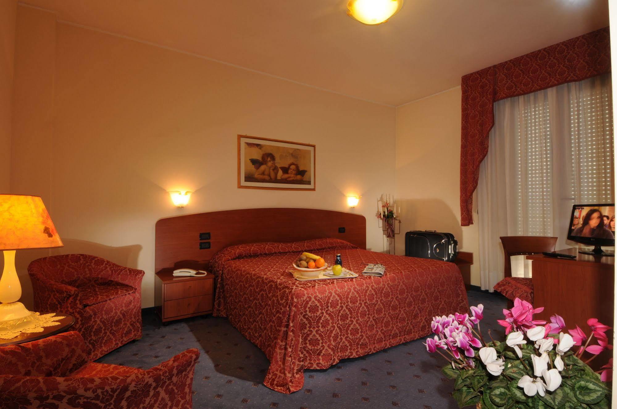 Hotel Terme Belsoggiorno 아바노테르메 외부 사진