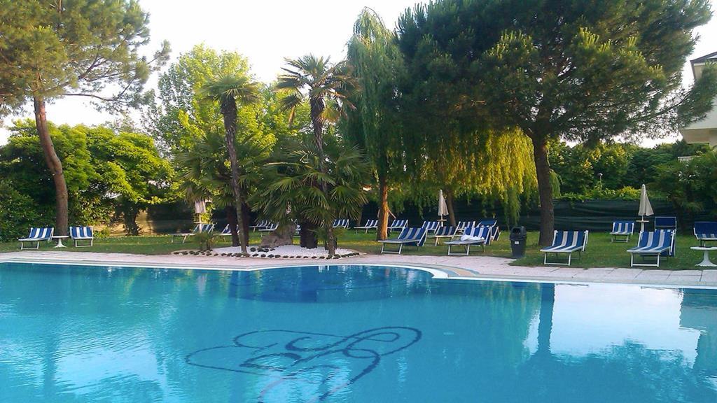 Hotel Terme Belsoggiorno 아바노테르메 외부 사진